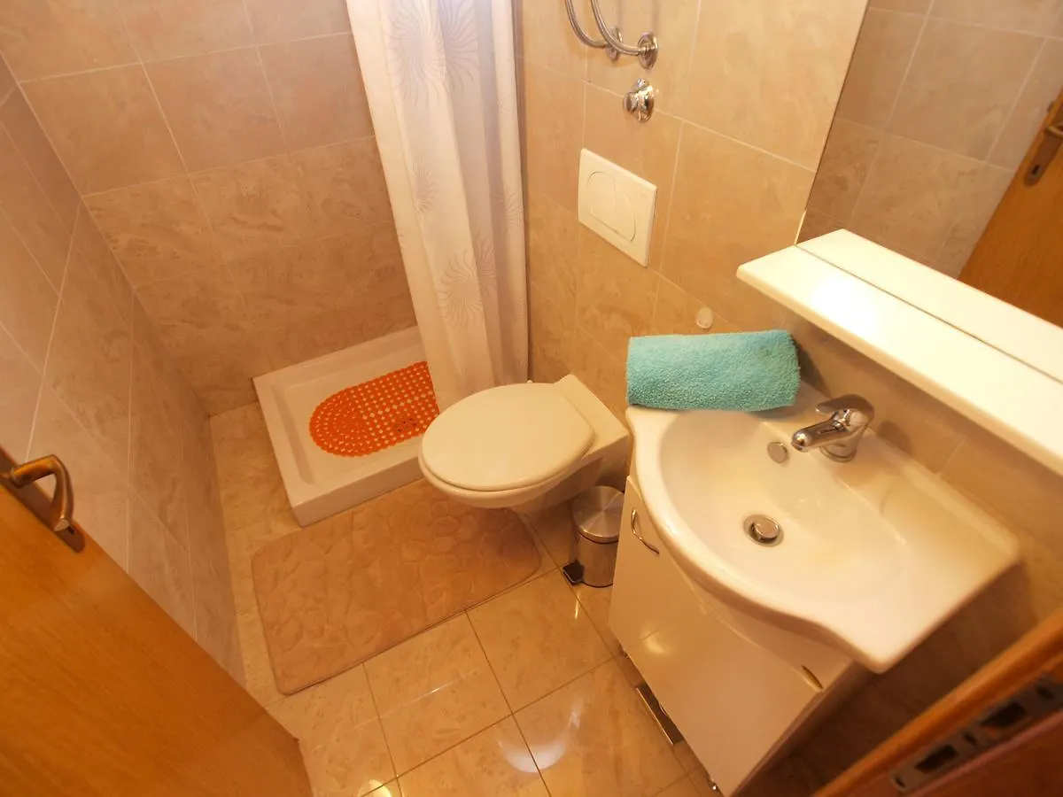 Apartments Iva 1534 Pula